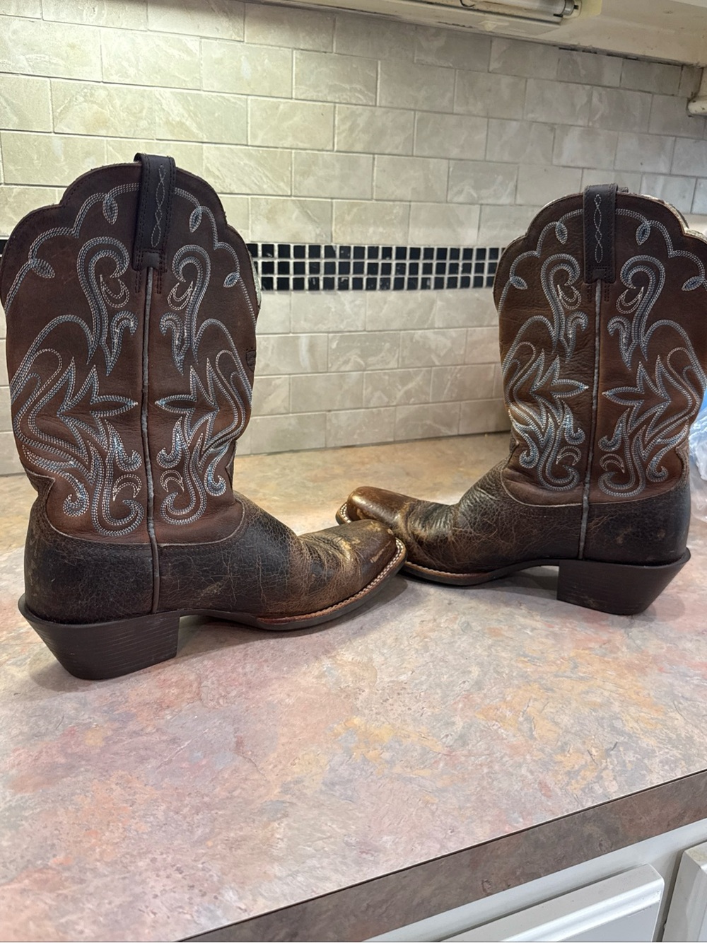 Ariat Legend Rowdy Brown Leather Square Toe Cowboy Boots 9B - Picture 4 of 11